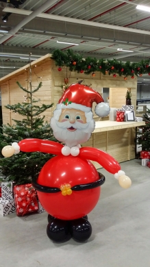 Weihnachtsmann groß