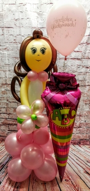 Mädchen mit Zuckertütete