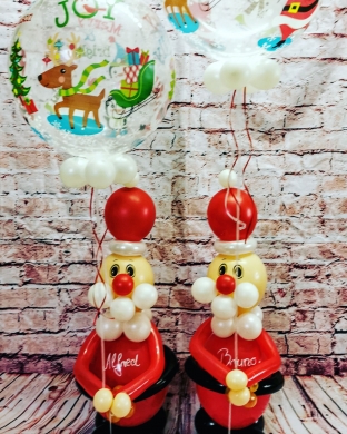 Weihnachtsmann mit Ballon
