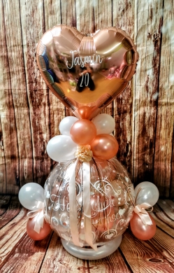 Geschenkballon mit Herz ♥