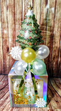 Box mit Weihnachtsbaum