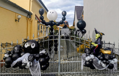 Halloween Dekoration im Garten