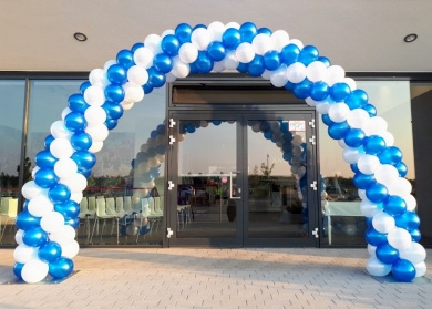 Ballonbogen in Blau Weiß