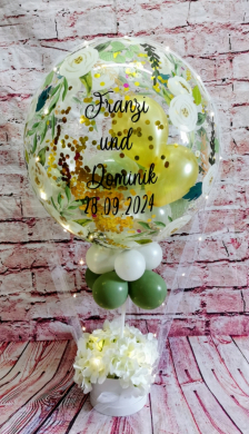 Geschenk mit Blumenbox und  Lichterkette