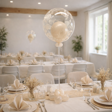 Ballondekoration  in Sandfarben