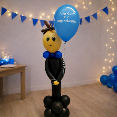 Junge mit Ballon