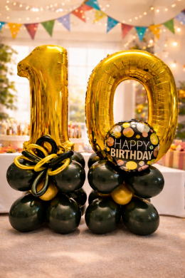 Zahl 10 Gold und Schwarz