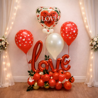 Love in Rot mit Ballons