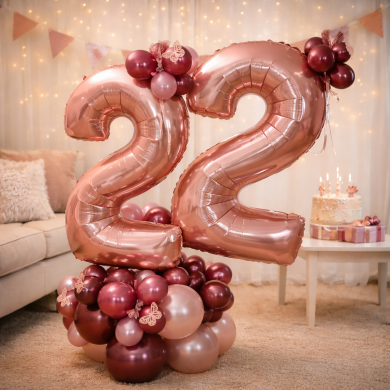 Zahl 22 in Rosa und Bordeaux