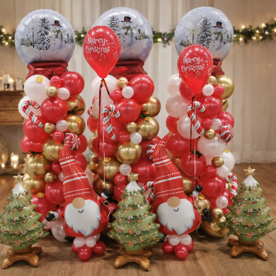 Weihnachtsballons und Dekoration