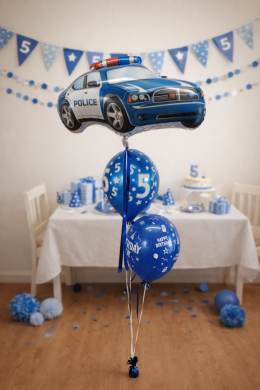 Polizeiauto mit Latexballons