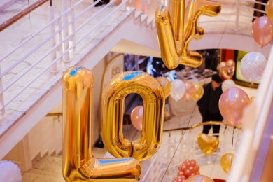 Buchstaben mit Luft gefüllt